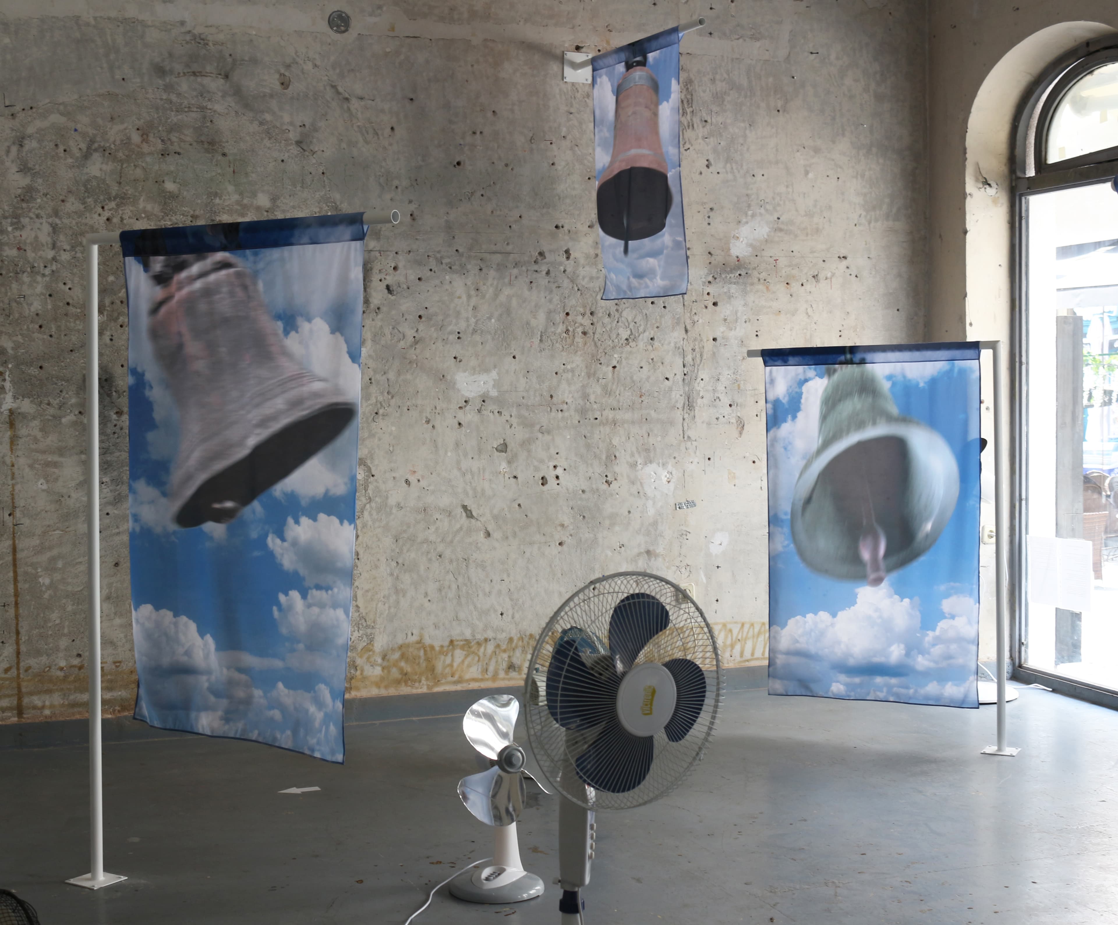 Senzații ieftine/Cheap thrills 2020, exhibition view by Matei Dumitriu